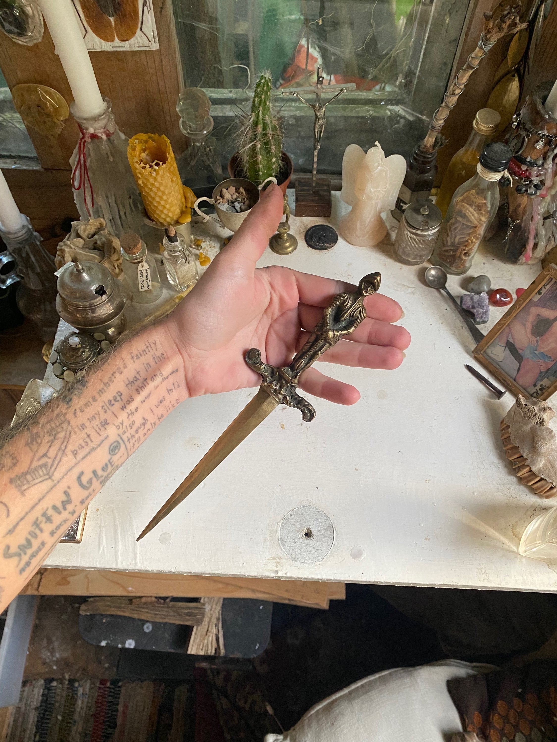 Brass Knight Handle Dagger image 4