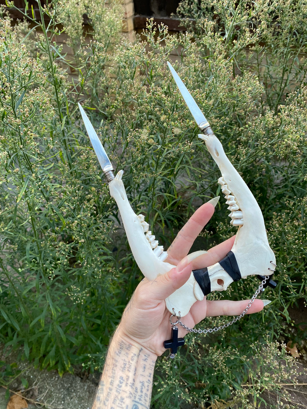 Double Deer Jaw Dagger with Inverted Crosses and Chain