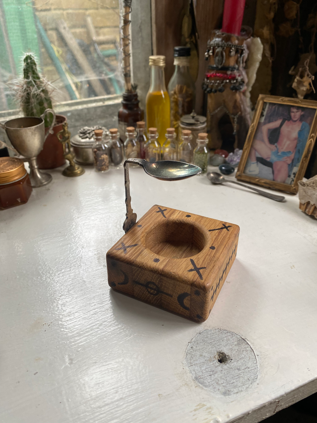Wooden Essential Oil Burner image 0