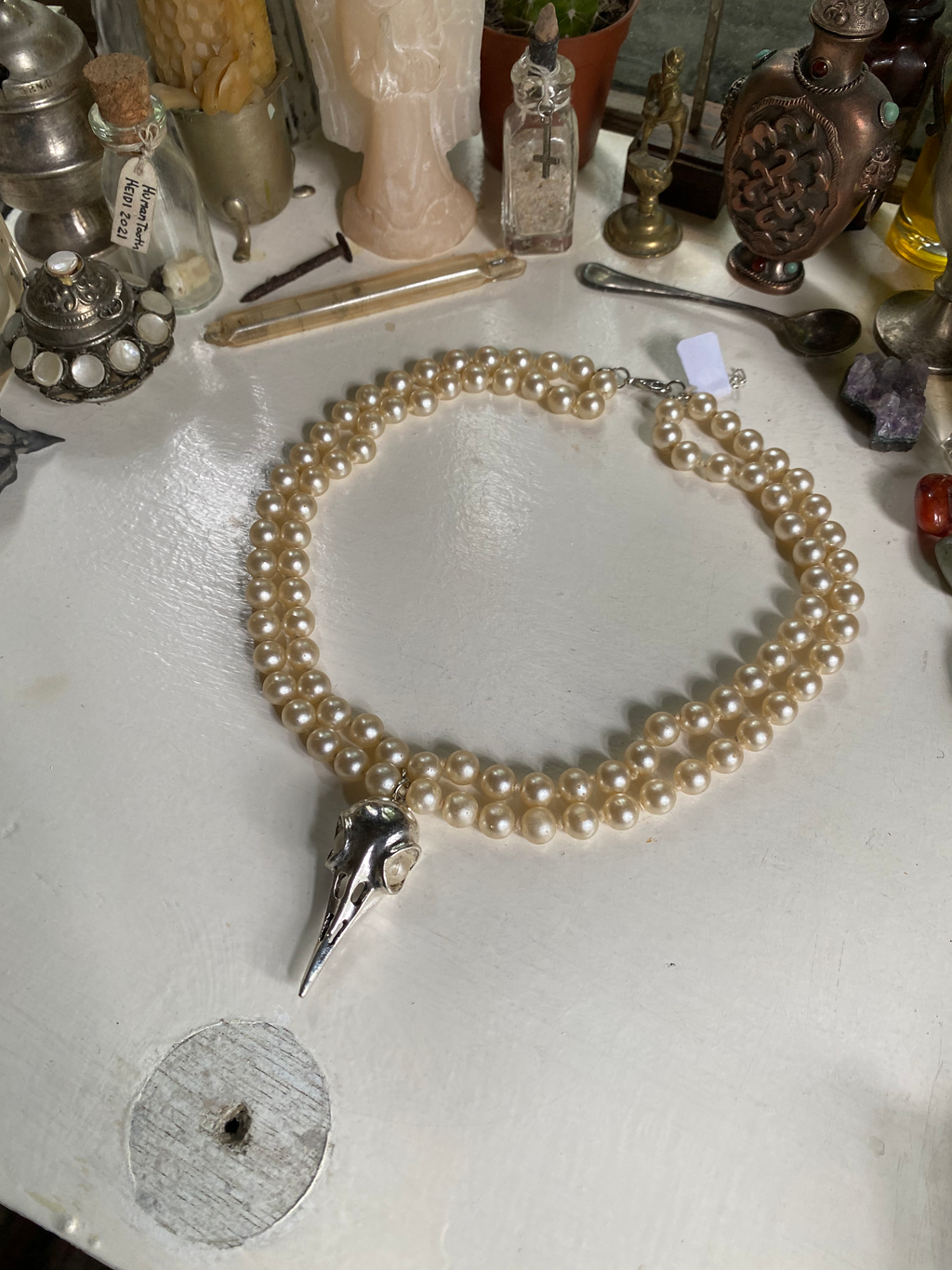 Large Pearl Necklace with Bird Skull image 2