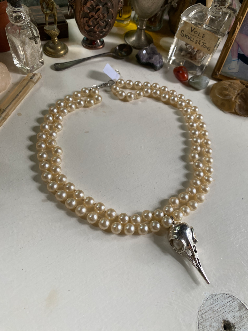 Large Pearl Necklace with Bird Skull image 4