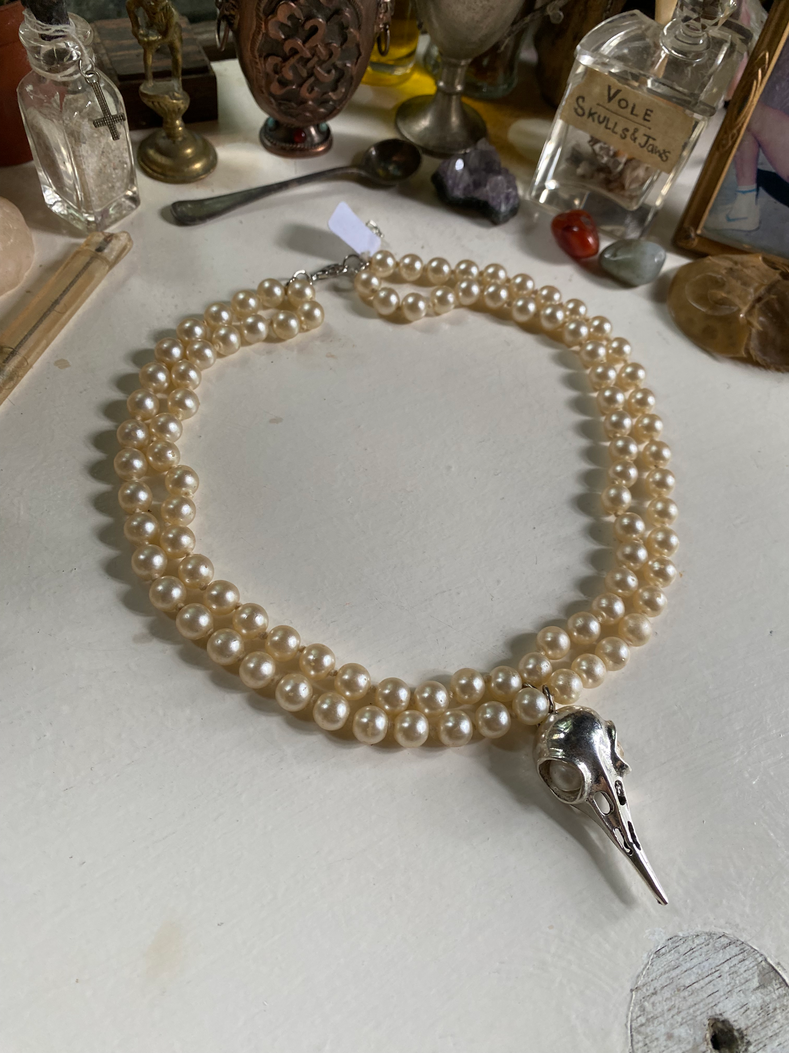 Large Pearl Necklace with Bird Skull image 4