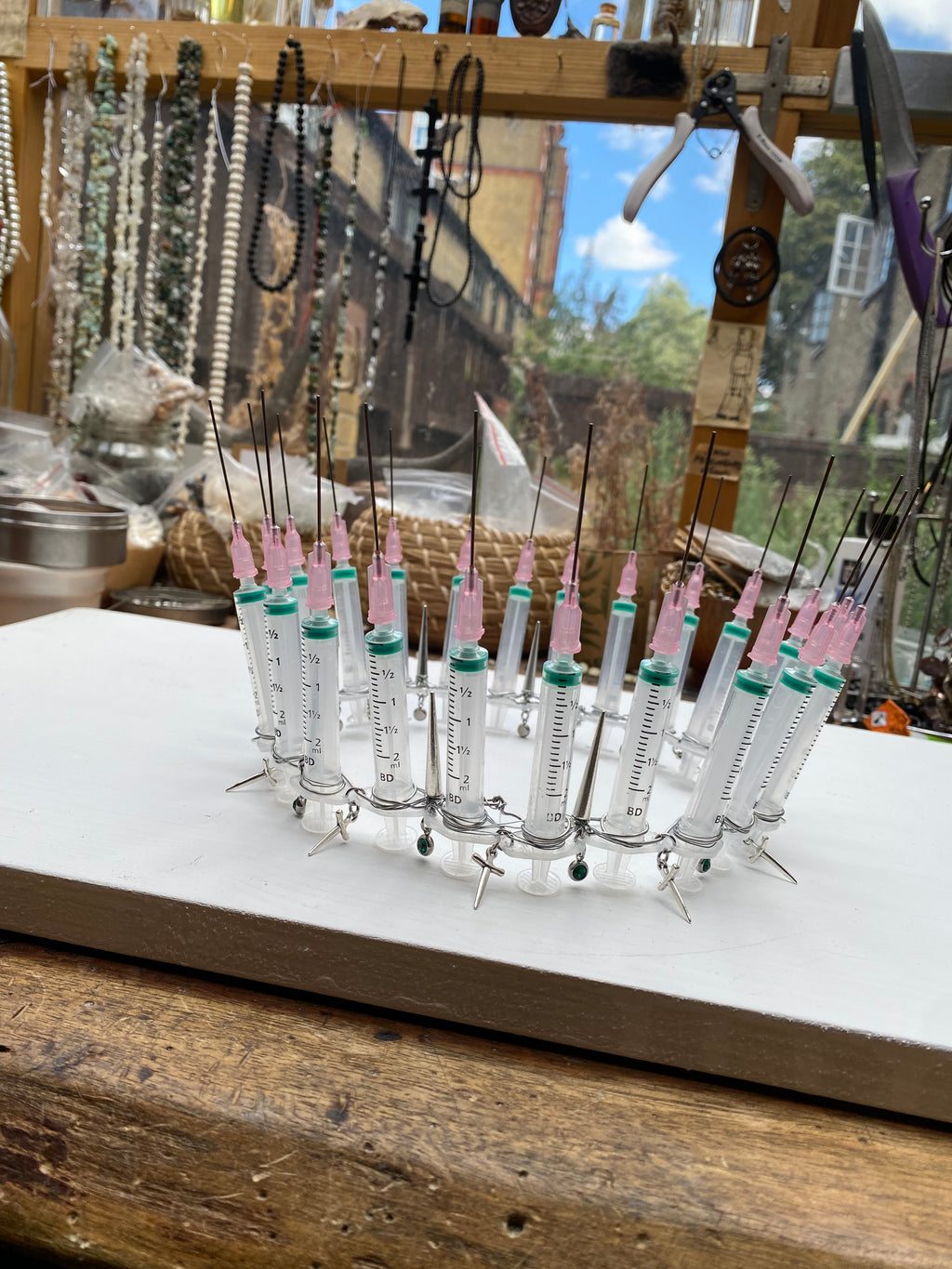 HRT Syringe Crown
