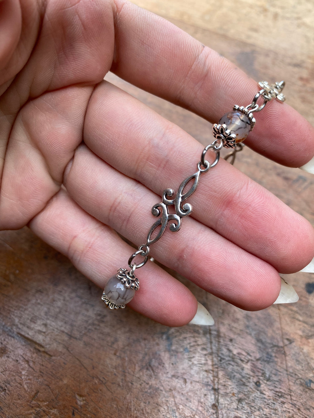 Dragon Vein Agate Bead Bracelet