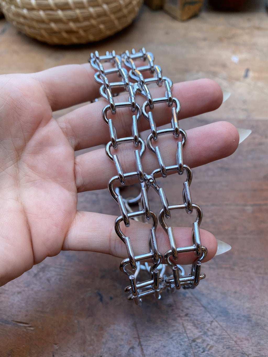 Double Square Link Choker