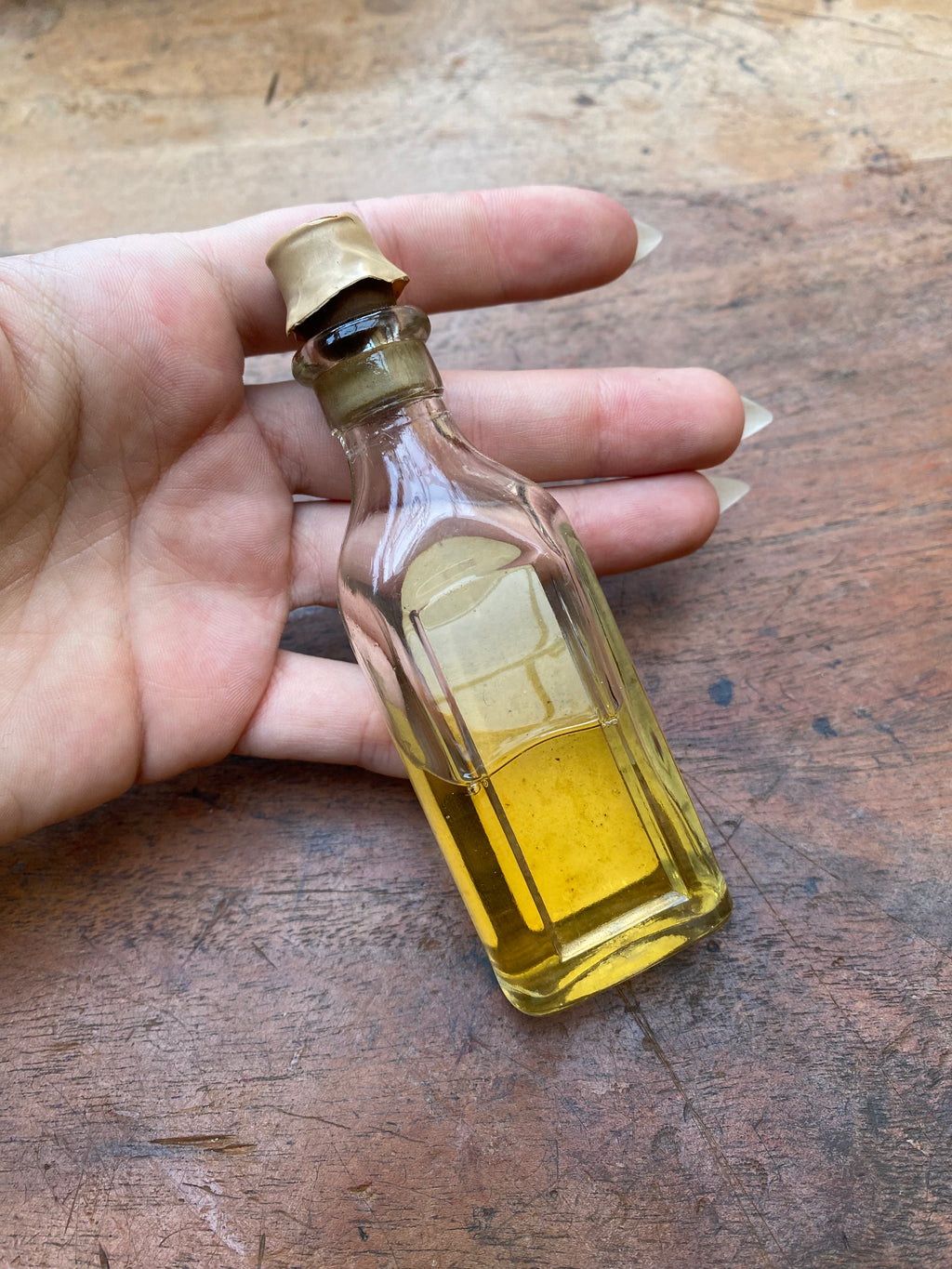 Vintage Ammoniated Tincture of Quinine Medicine Bottle