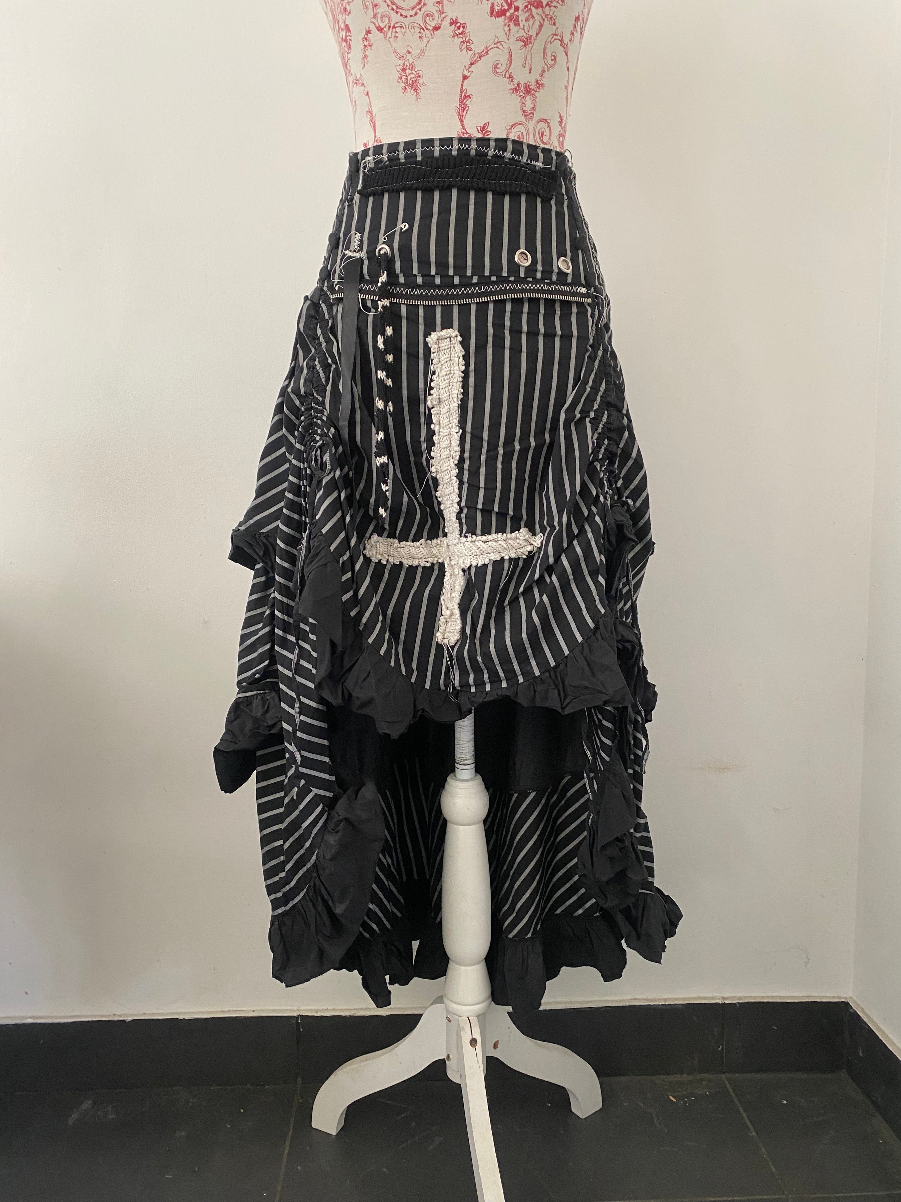 Layered Inverted Cross Stripy Maxi Skirt with Hitch Ups