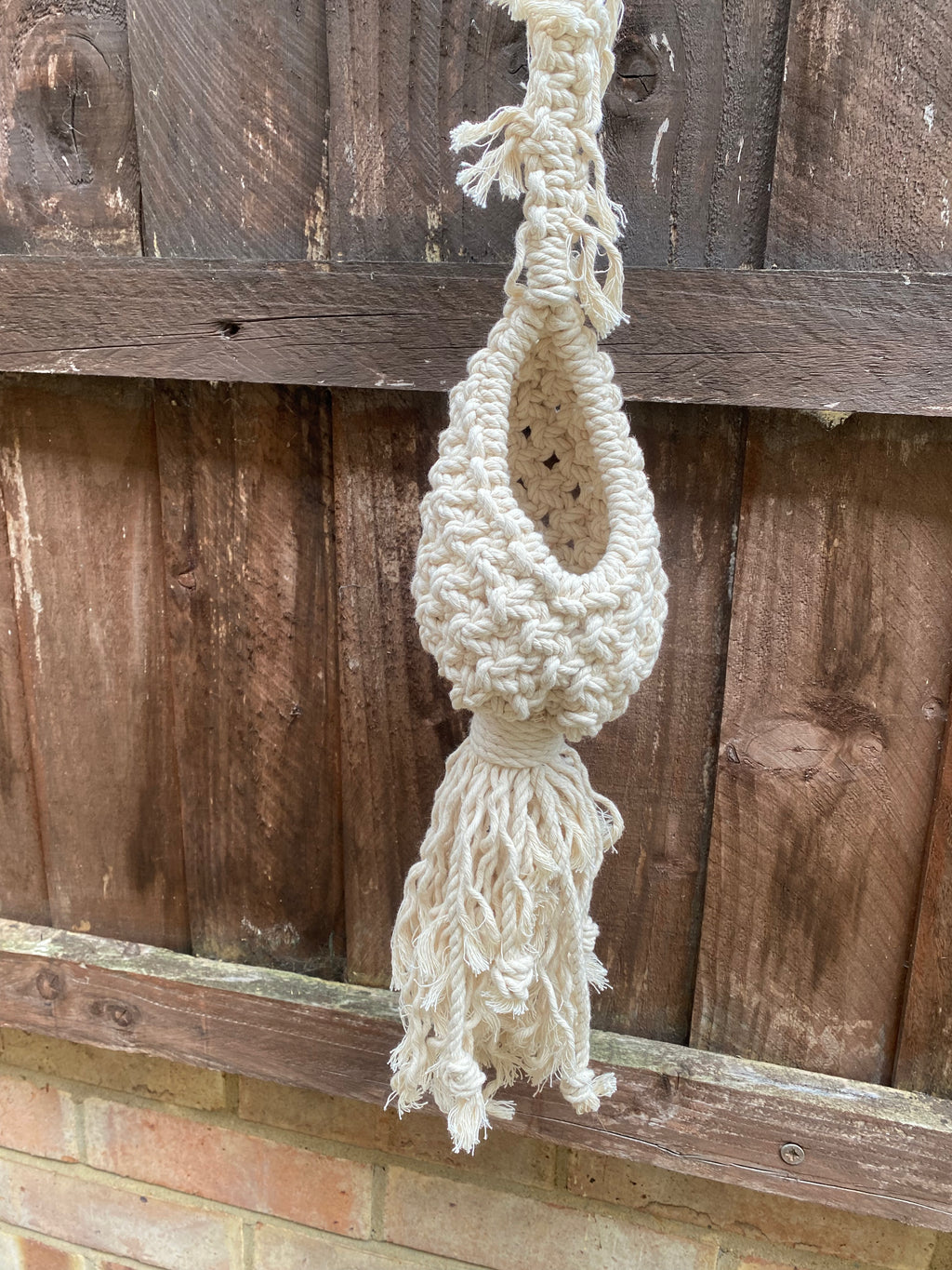 Macrame Hanging 'Spine' Basket
