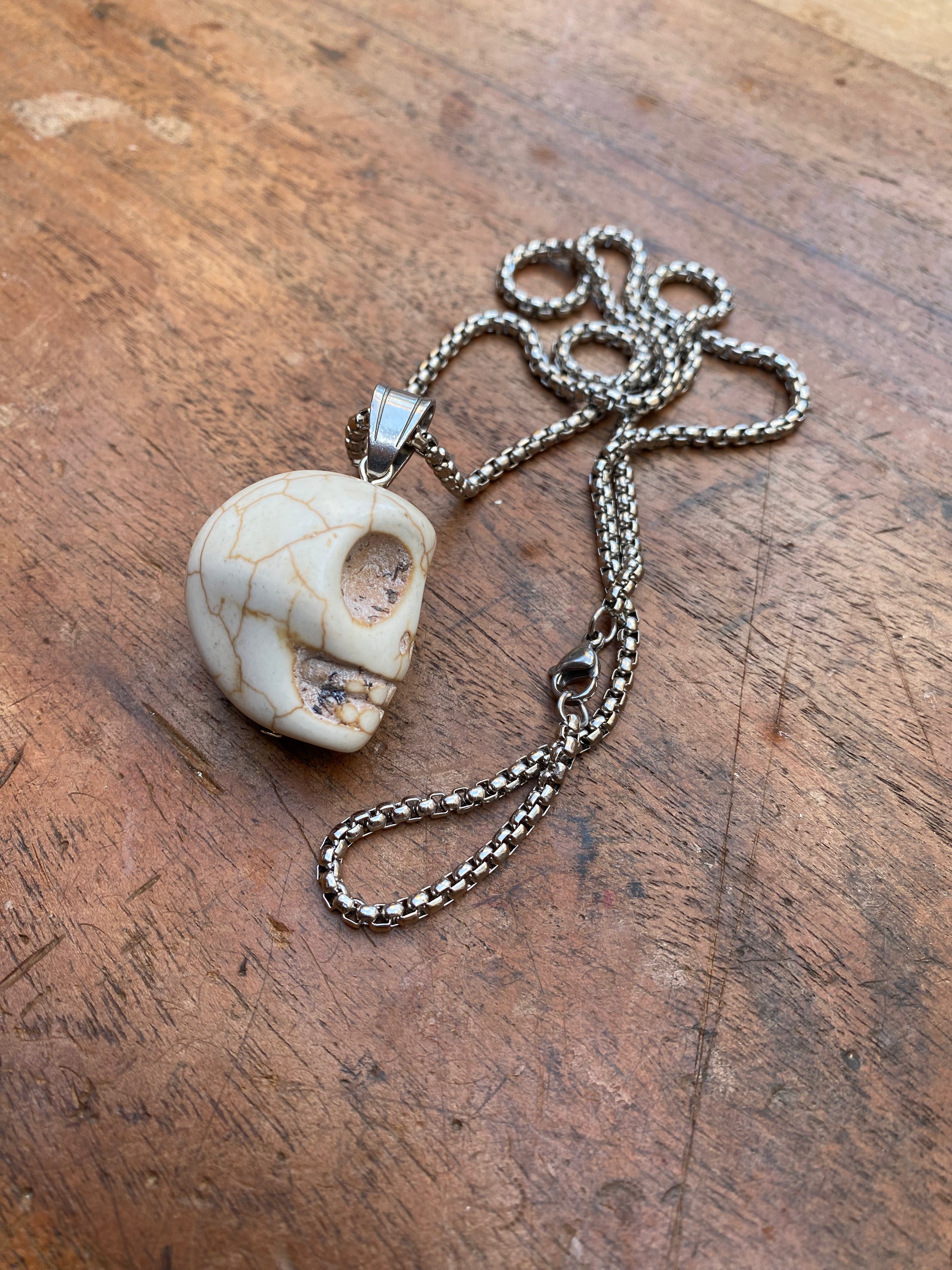 Large Craved Skull Pendant Necklace