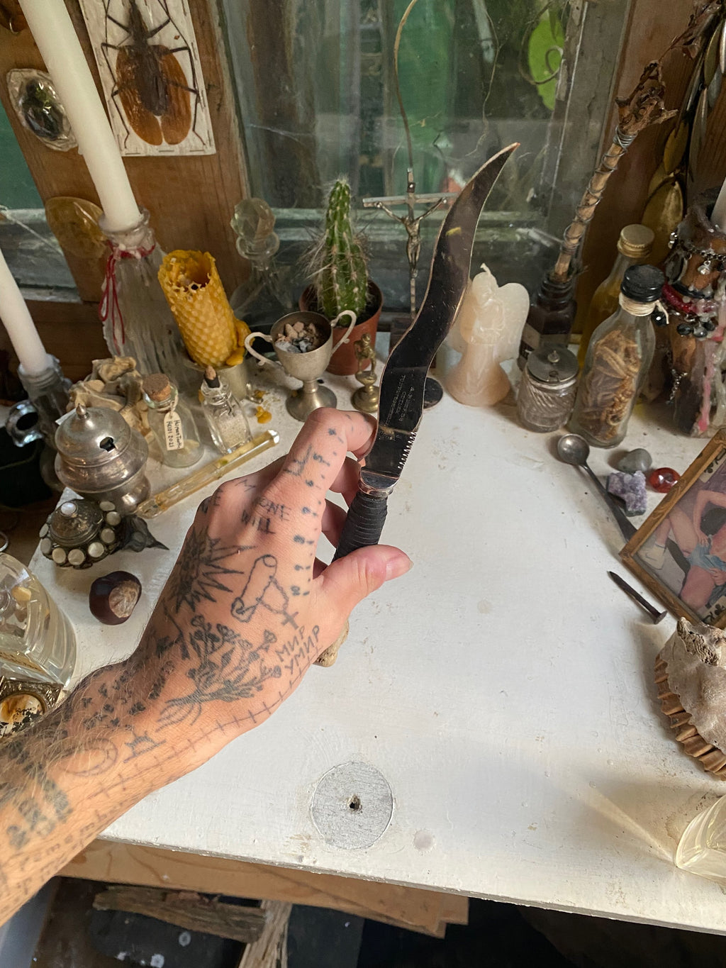 Wave Blade and Bone Dagger image 4