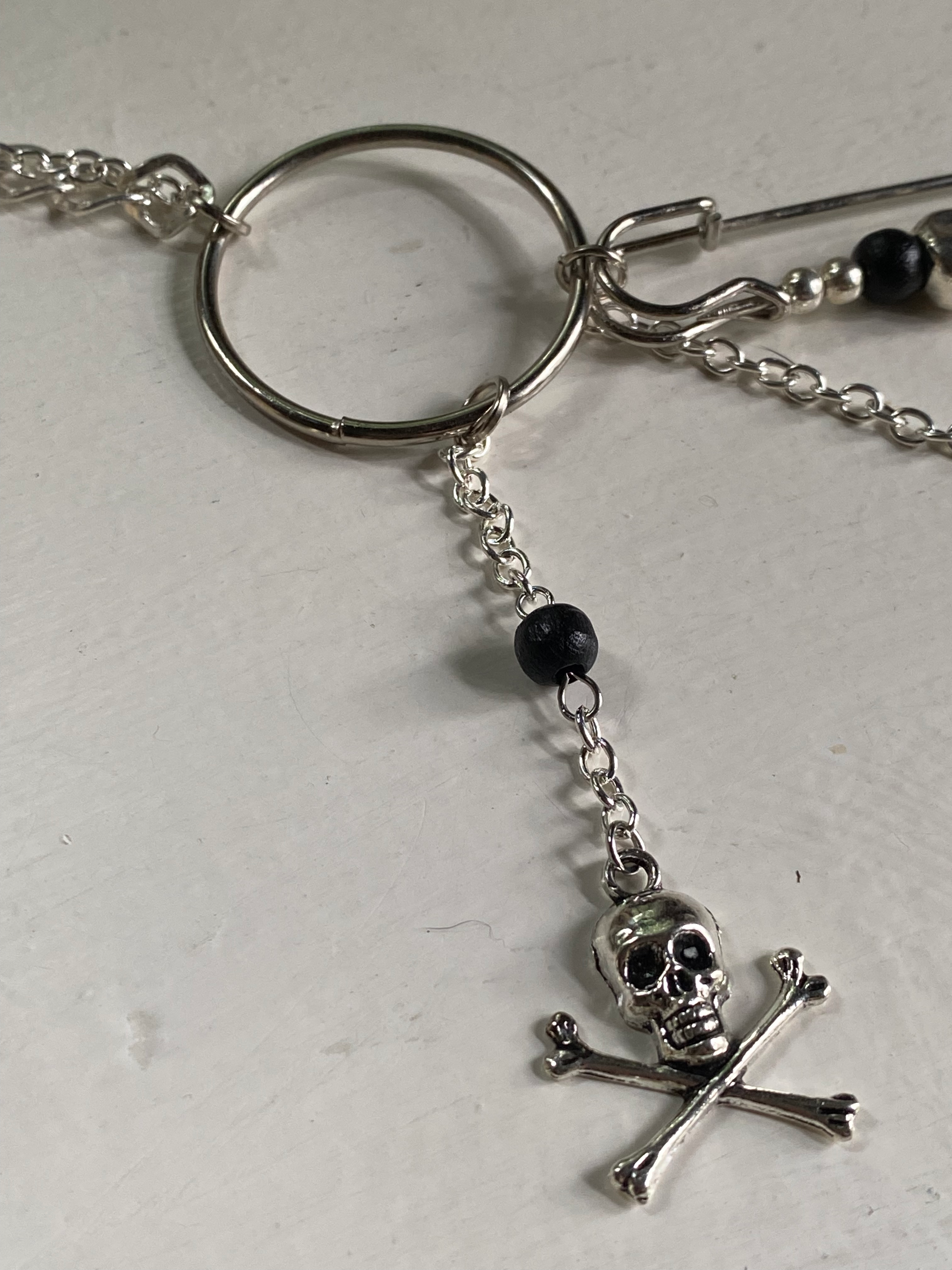 Assymetrical Chain Necklace with Skulls image 4