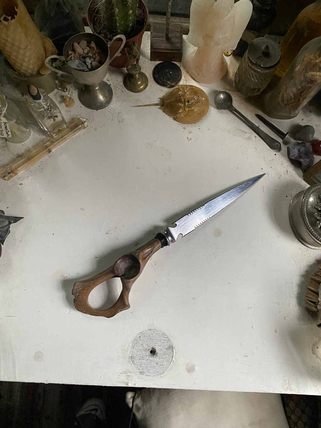 Hip Bone Symmetrical Blade Dagger image 1